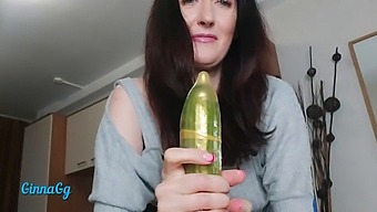 Creamy Cunt Squirts After Fisting Penetration